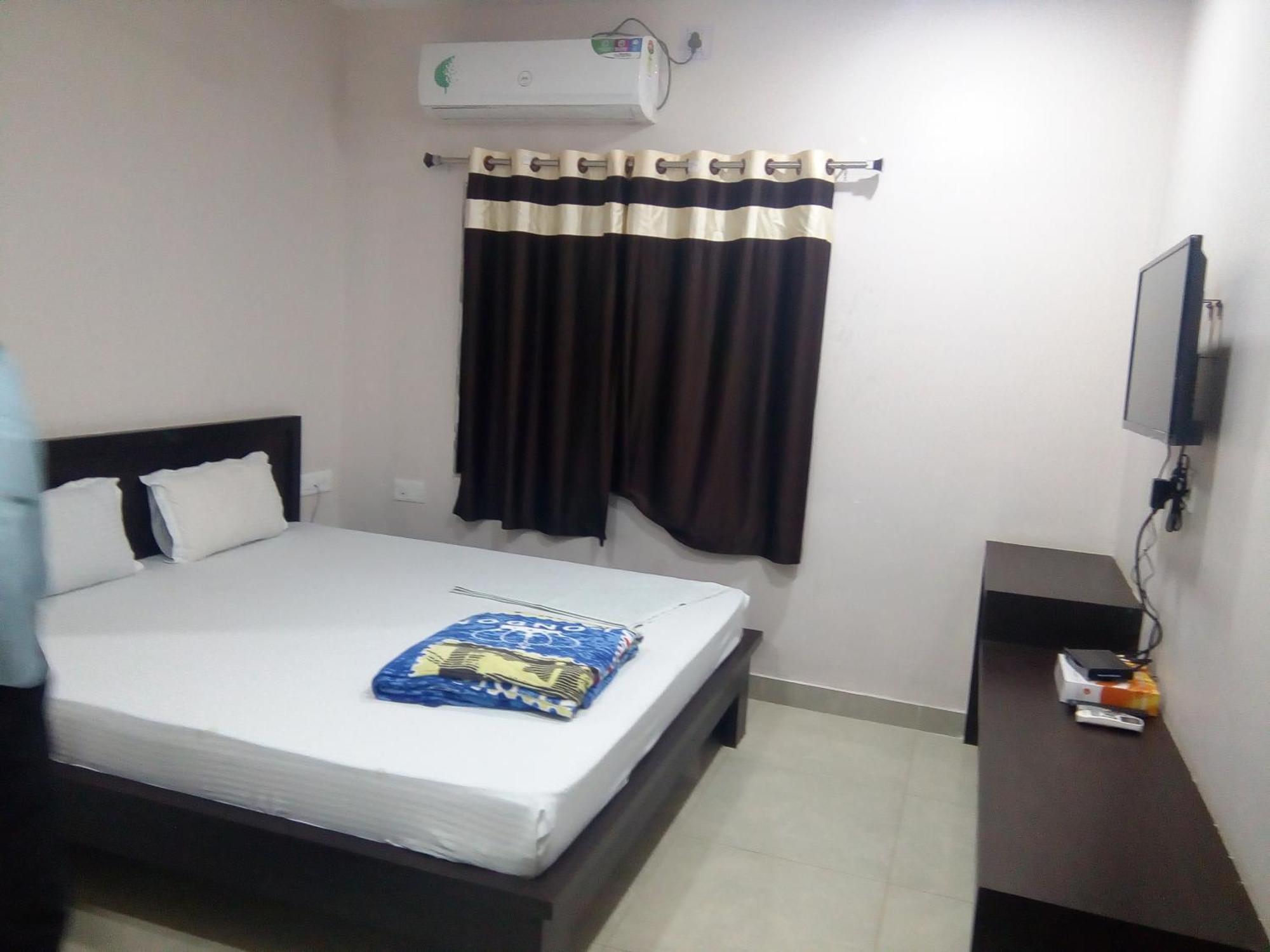 Hotel Indraprasth Balangir Ngoại thất bức ảnh