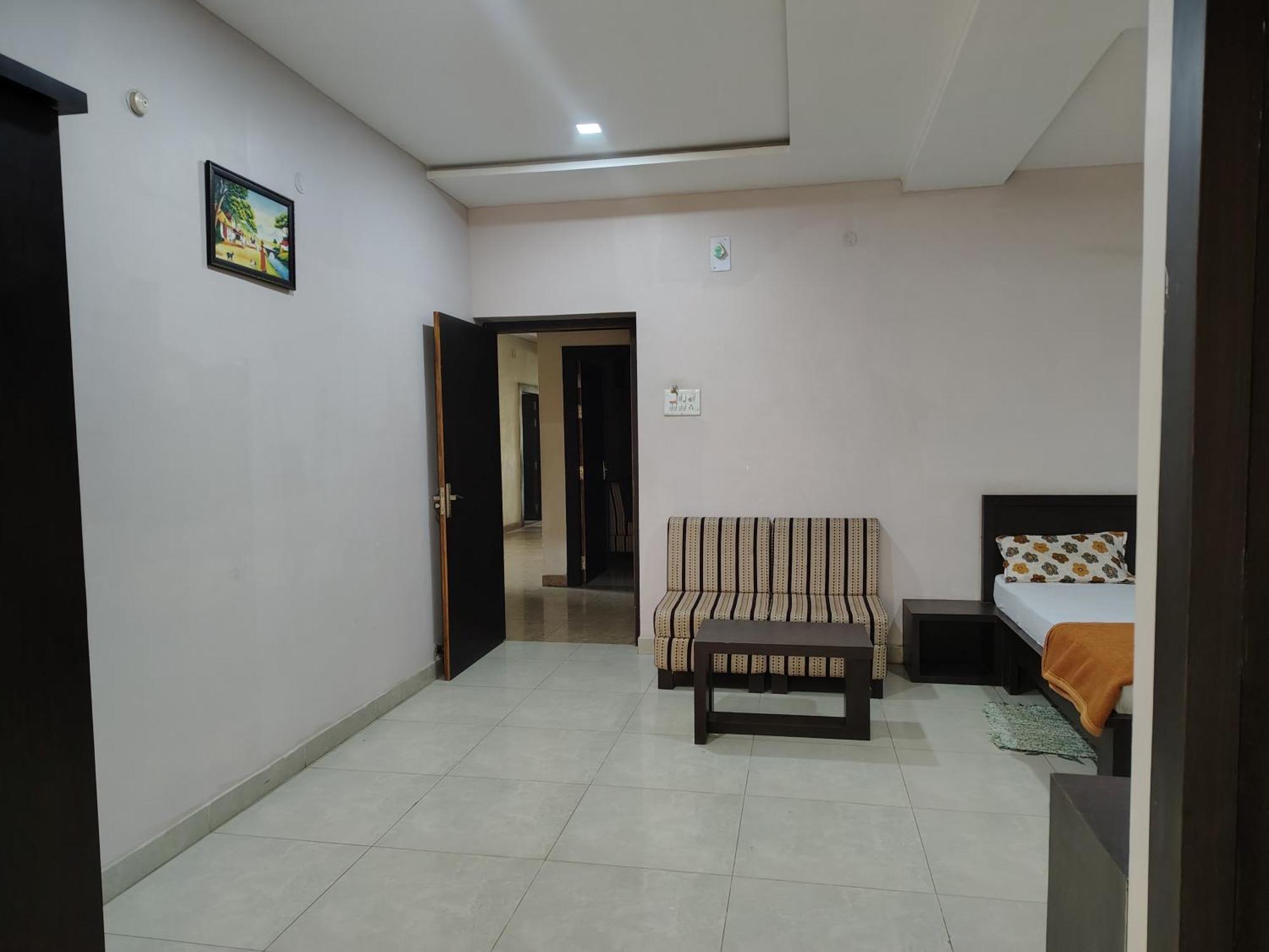Hotel Indraprasth Balangir Ngoại thất bức ảnh